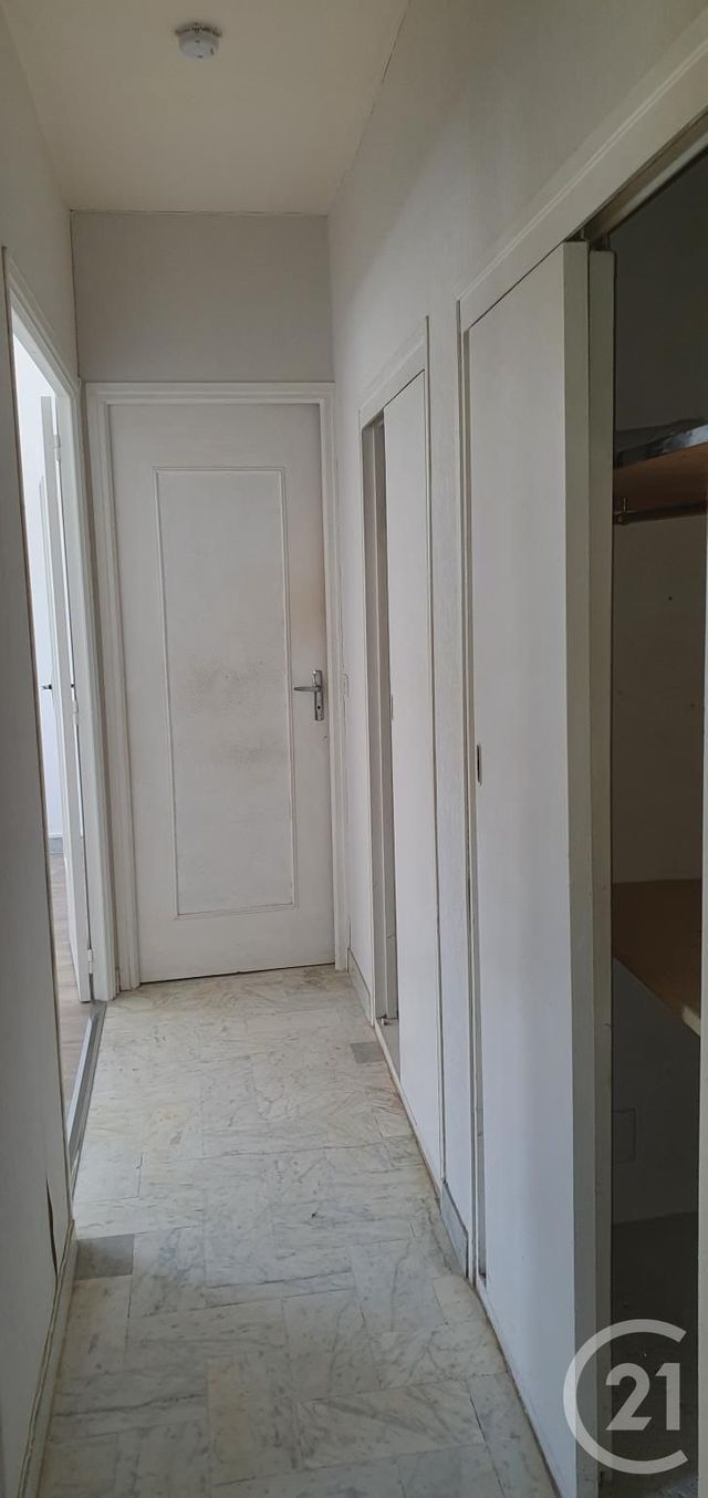 Afficher la photo en grand Studio à vendre - 1 pièce - 27.8 m2 - BLAGNAC - 31 - MIDI-PYRENEES - Century 21 Fly Immo