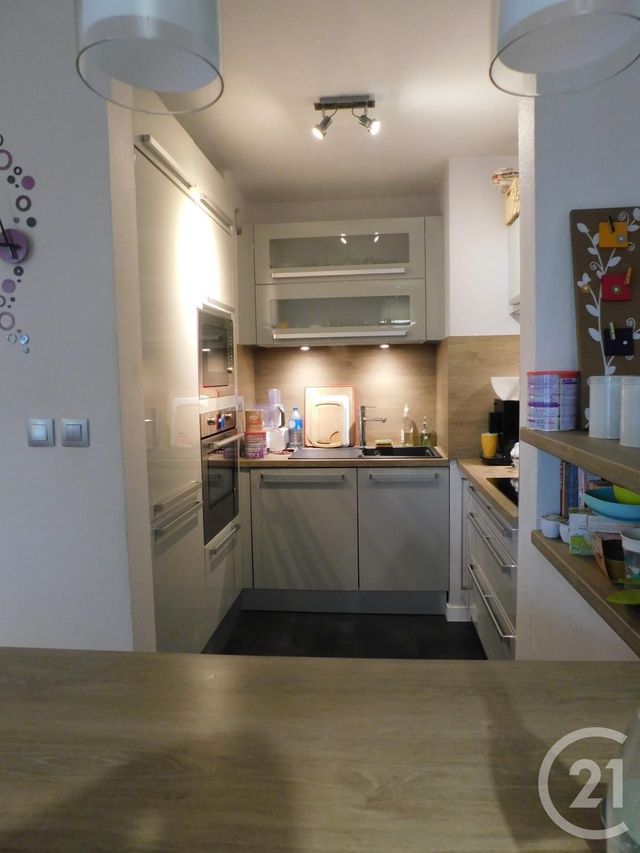 Appartement F3 à vendre - 3 pièces - 67.98 m2 - BLAGNAC - 31 - MIDI-PYRENEES - Century 21 Fly Immo Appartement F3 à vendre - 3 pièces - 67.98 m2 - BLAGNAC - 31 - MIDI-PYRENEES - Century 21 Fly Immo