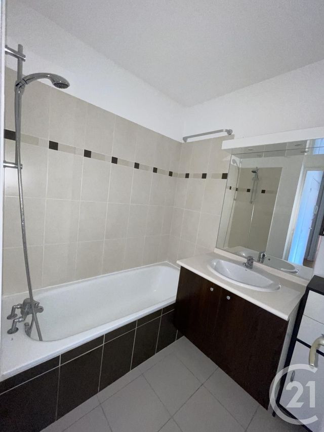 Appartement F3 à louer - 3 pièces - 67.23 m2 - BLAGNAC - 31 - MIDI-PYRENEES - Century 21 Fly Immo Appartement F3 à louer - 3 pièces - 67.23 m2 - BLAGNAC - 31 - MIDI-PYRENEES - Century 21 Fly Immo