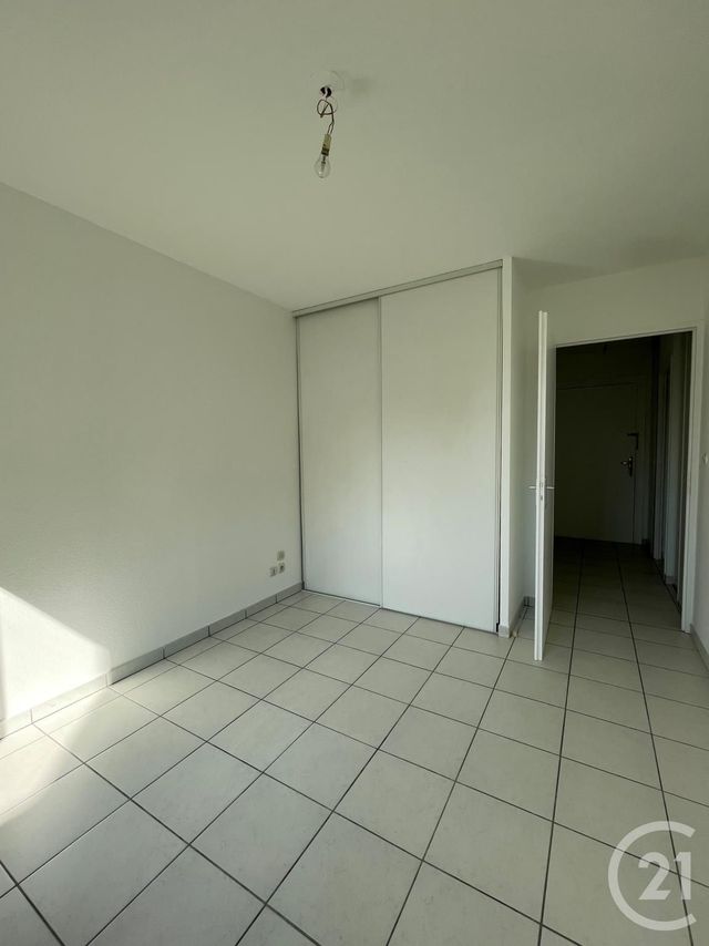 Appartement F2 à louer - 2 pièces - 45.24 m2 - TOULOUSE - 31 - MIDI-PYRENEES - Century 21 Fly Immo Appartement F2 à louer - 2 pièces - 45.24 m2 - TOULOUSE - 31 - MIDI-PYRENEES - Century 21 Fly Immo