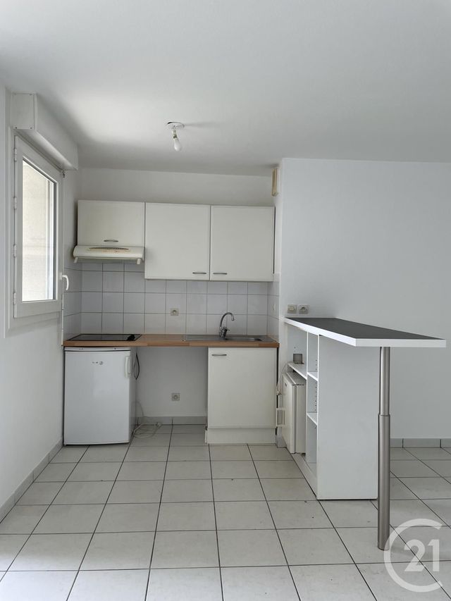Appartement F2 à louer - 2 pièces - 45.24 m2 - TOULOUSE - 31 - MIDI-PYRENEES - Century 21 Fly Immo Appartement F2 à louer - 2 pièces - 45.24 m2 - TOULOUSE - 31 - MIDI-PYRENEES - Century 21 Fly Immo
