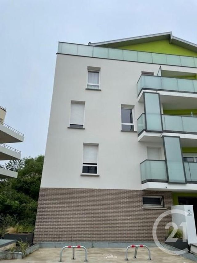Appartement T2 à louer - 2 pièces - 40.0 m2 - BLAGNAC - 31 - MIDI-PYRENEES - Century 21 Fly Immo Appartement T2 à louer - 2 pièces - 40.0 m2 - BLAGNAC - 31 - MIDI-PYRENEES - Century 21 Fly Immo