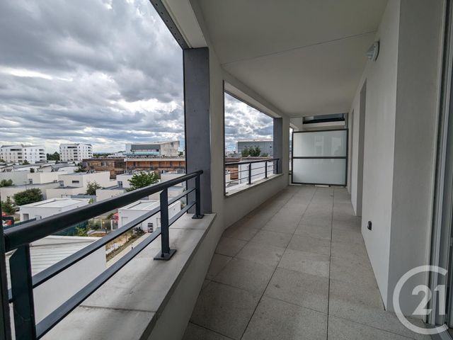 Appartement T3 à louer - 3 pièces - 65.43 m2 - BLAGNAC - 31 - MIDI-PYRENEES - Century 21 Fly Immo