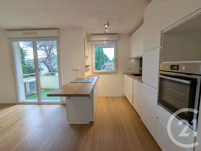 Appartement F2 à louer - 2 pièces - 42.92 m2 - AUCAMVILLE - 31 - MIDI-PYRENEES - Century 21 Fly Immo
