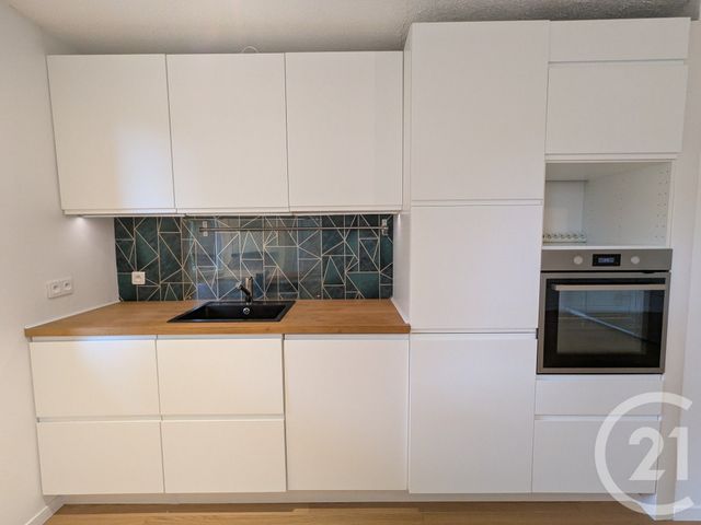 Appartement F2 à louer - 2 pièces - 42.92 m2 - AUCAMVILLE - 31 - MIDI-PYRENEES - Century 21 Fly Immo