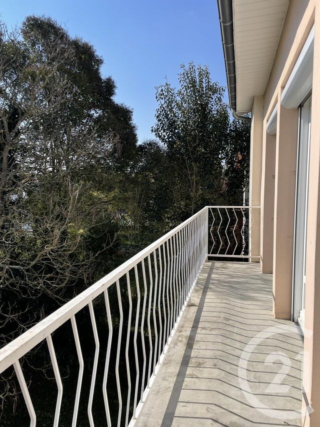 Afficher la photo en grand immeuble à vendre - 289.6 m2 - BEAUZELLE - 31 - MIDI-PYRENEES - Century 21 Fly Immo