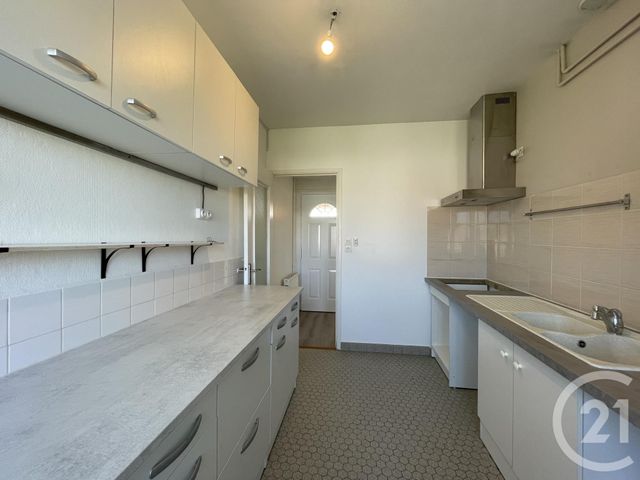 Afficher la photo en grand immeuble à vendre - 289.6 m2 - BEAUZELLE - 31 - MIDI-PYRENEES - Century 21 Fly Immo