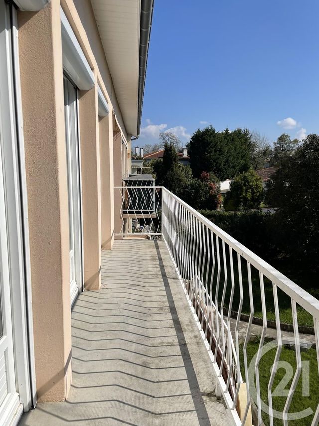 Afficher la photo en grand immeuble à vendre - 289.6 m2 - BEAUZELLE - 31 - MIDI-PYRENEES - Century 21 Fly Immo