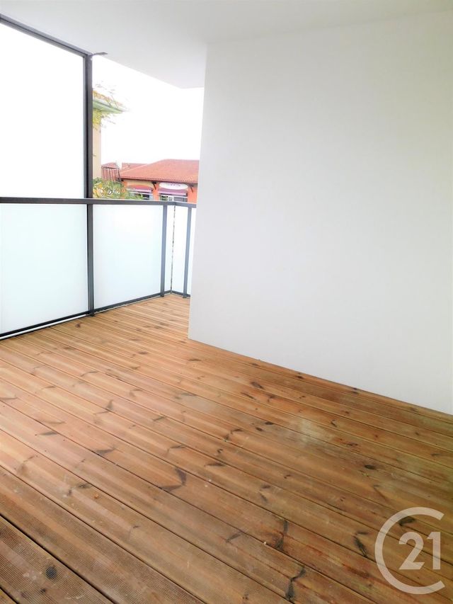 Appartement T2 à louer - 2 pièces - 41.5 m2 - BLAGNAC - 31 - MIDI-PYRENEES - Century 21 Fly Immo