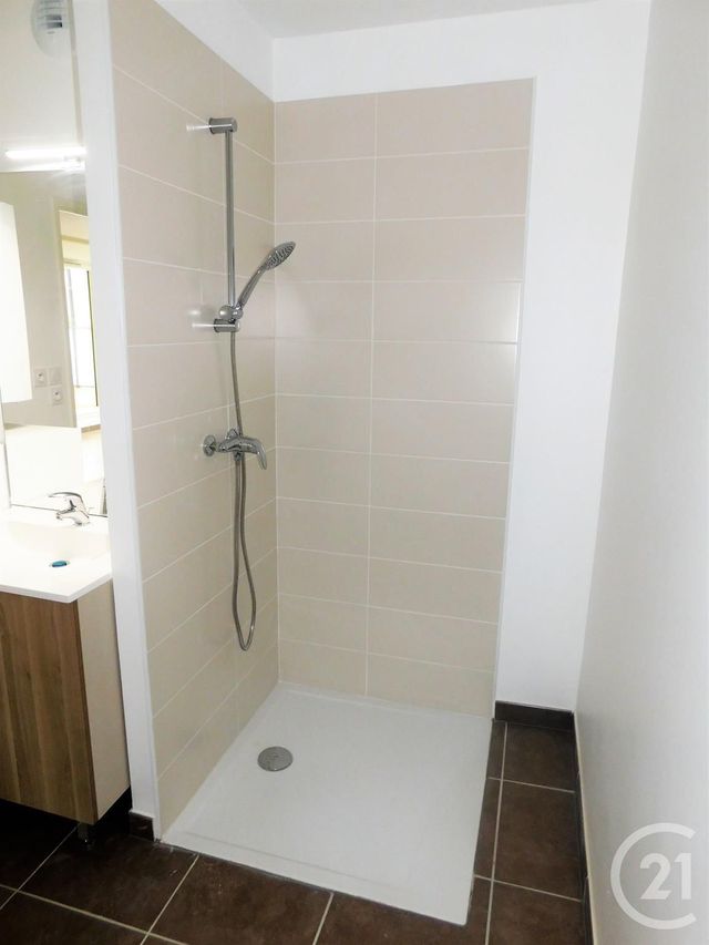 Appartement T2 à louer - 2 pièces - 41.5 m2 - BLAGNAC - 31 - MIDI-PYRENEES - Century 21 Fly Immo