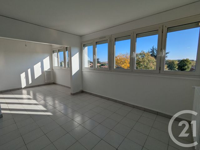 Appartement T3 à louer - 3 pièces - 78.01 m2 - BEAUZELLE - 31 - MIDI-PYRENEES - Century 21 Fly Immo