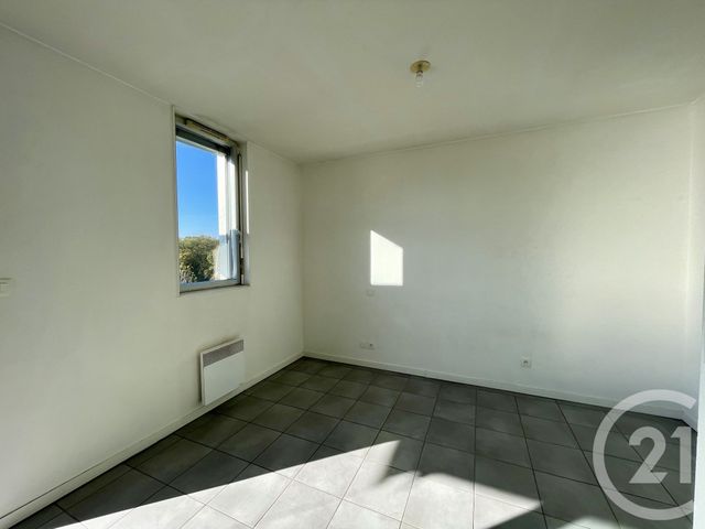 Appartement F1 bis à vendre - 2 pièces - 40.6 m2 - BLAGNAC - 31 - MIDI-PYRENEES - Century 21 Fly Immo