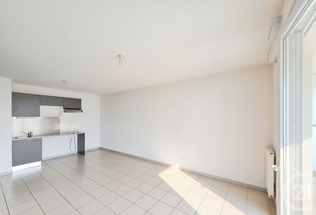 Appartement T3 à vendre - 3 pièces - 56.7 m2 - BLAGNAC - 31 - MIDI-PYRENEES - Century 21 Fly Immo