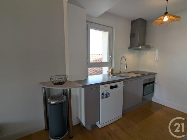 Appartement T4 à louer - 4 pièces - 102.9 m2 - AUSSONNE - 31 - MIDI-PYRENEES - Century 21 Fly Immo