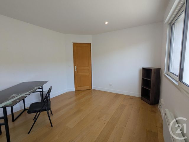 Appartement T4 à louer - 4 pièces - 102.9 m2 - AUSSONNE - 31 - MIDI-PYRENEES - Century 21 Fly Immo