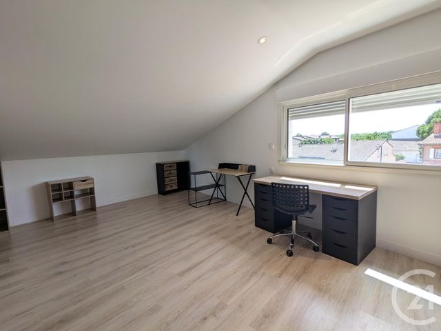 Appartement T4 à louer - 4 pièces - 102.9 m2 - AUSSONNE - 31 - MIDI-PYRENEES - Century 21 Fly Immo