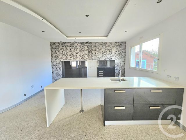 maison à louer - 5 pièces - 176.78 m2 - LEGUEVIN - 31 - MIDI-PYRENEES - Century 21 Fly Immo