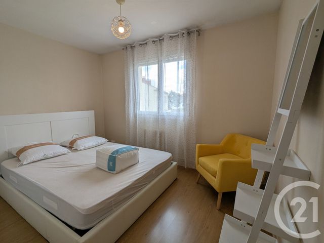 Appartement T4 à louer - 4 pièces - 72.01 m2 - BLAGNAC - 31 - MIDI-PYRENEES - Century 21 Fly Immo