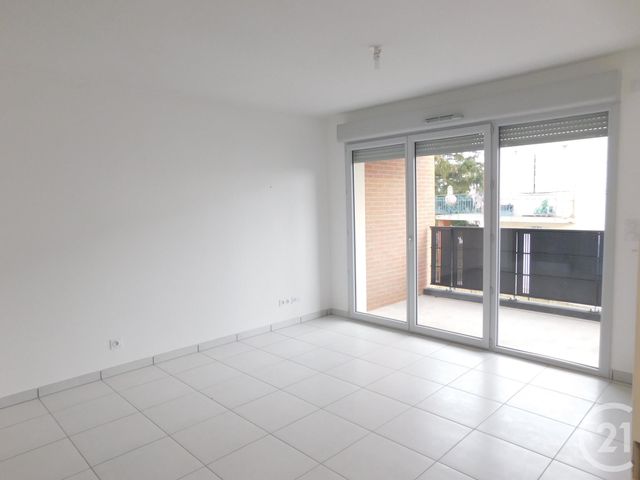 Appartement T2 à louer - 2 pièces - 41.3 m2 - BEAUZELLE - 31 - MIDI-PYRENEES - Century 21 Fly Immo