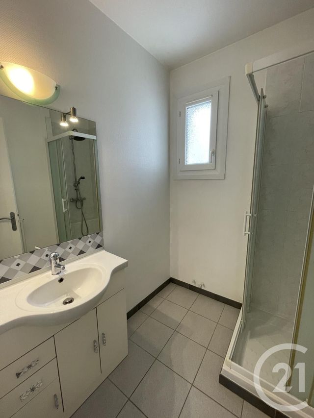 Appartement T3 à louer - 3 pièces - 70.0 m2 - BEAUZELLE - 31 - MIDI-PYRENEES - Century 21 Fly Immo