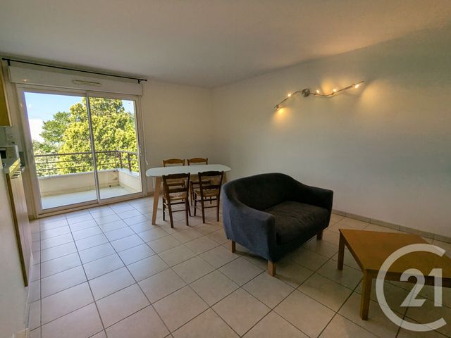 Appartement F2 à louer - 2 pièces - 45.49 m2 - BEAUZELLE - 31 - MIDI-PYRENEES - Century 21 Fly Immo