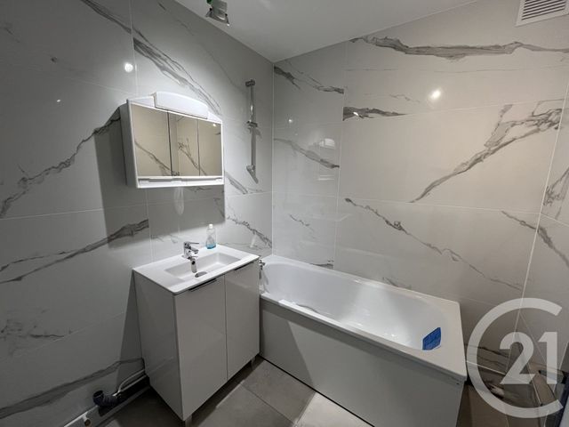 Appartement T4 à vendre - 4 pièces - 77.39 m2 - BEAUZELLE - 31 - MIDI-PYRENEES - Century 21 Fly Immo