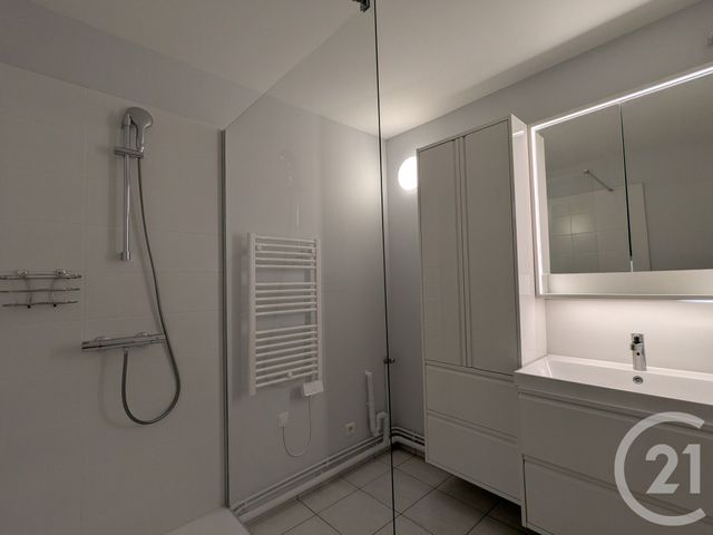 Appartement F3 à louer - 3 pièces - 72.89 m2 - BLAGNAC - 31 - MIDI-PYRENEES - Century 21 Fly Immo
