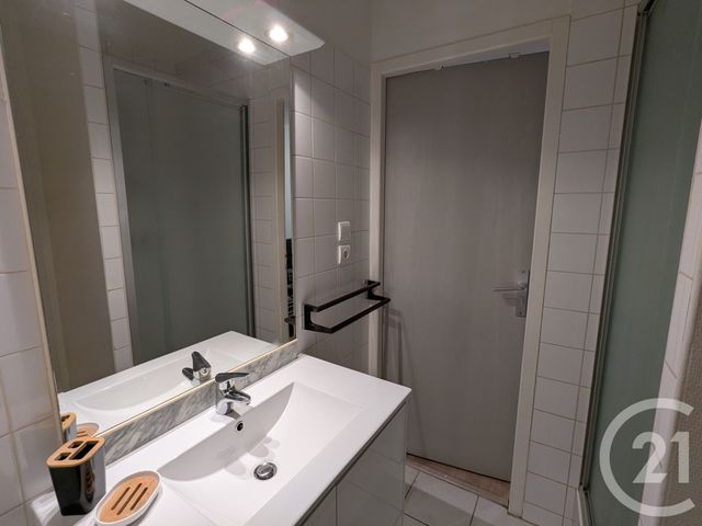 Appartement T1 à louer - 1 pièce - 13.0 m2 - BLAGNAC - 31 - MIDI-PYRENEES - Century 21 Fly Immo